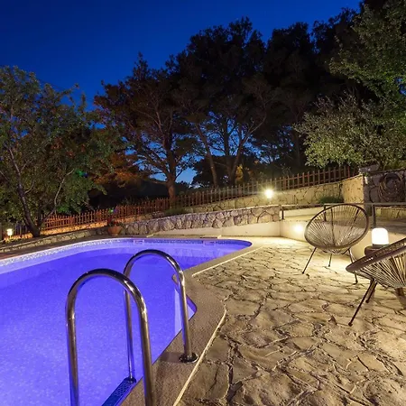 Zoro 3-bedroom With Private Pool And Amazing Panorama Gata