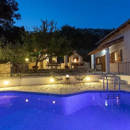 Zoro 3-bedroom With Private Pool And Amazing Panorama Villa *