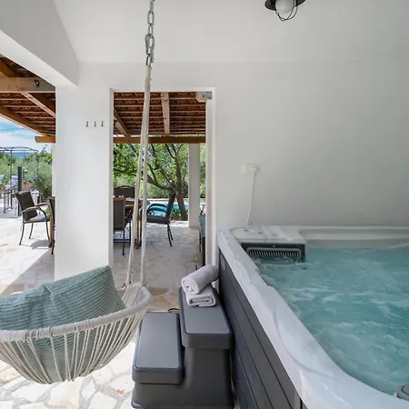 Zoro 3-bedroom With Private Pool And Amazing Panorama Villa *